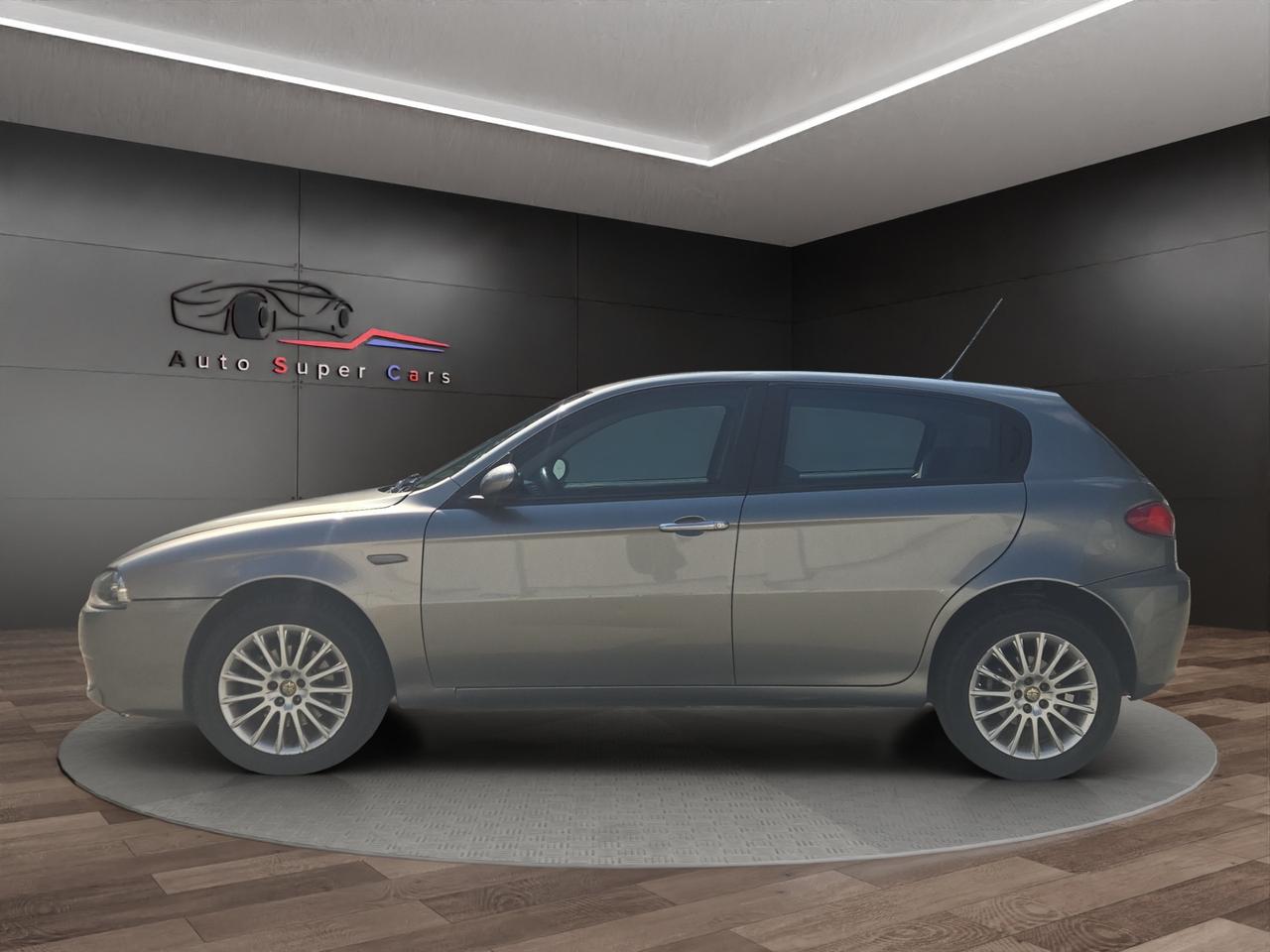Alfa Romeo 147 - 5 Porte 5p 1.9 jtd Murphy&Nye 120cv