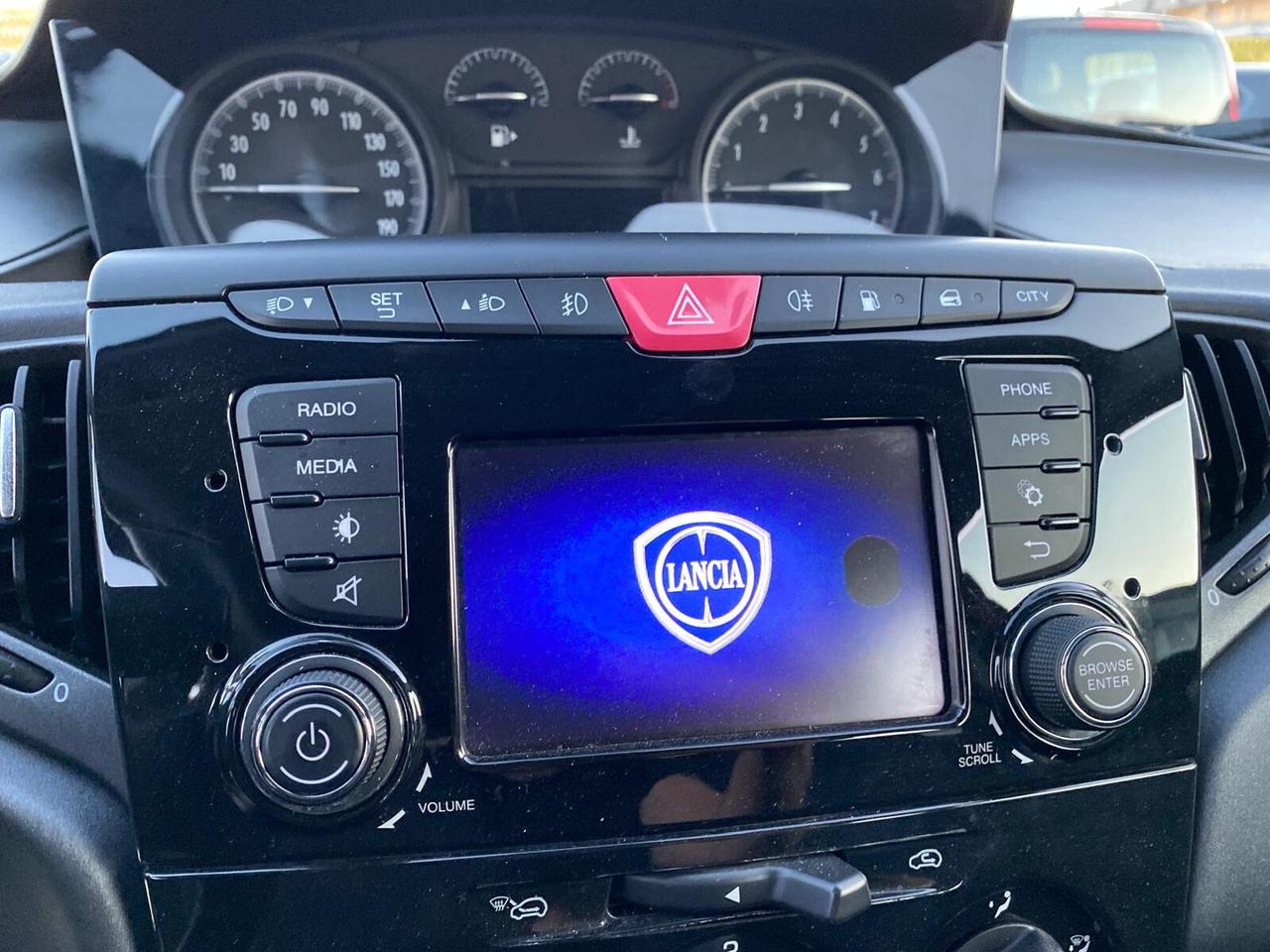Lancia Ypsilon 1.2 69 CV GPL Ecochic Gold