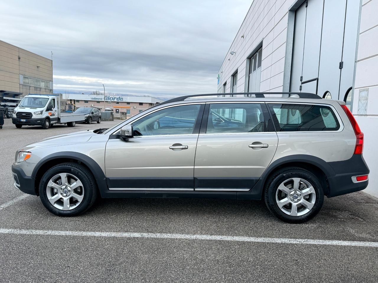 Volvo XC 70 XC70 D5 AWD Summum