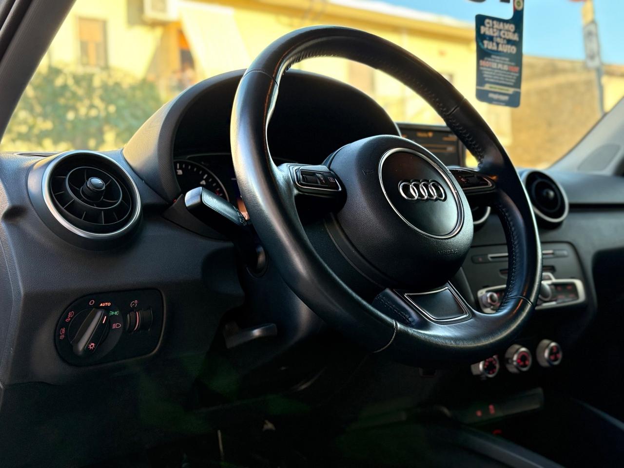 Audi A1 1.4 TDI 90 CV PERLATA S-LINE FULL/LED
