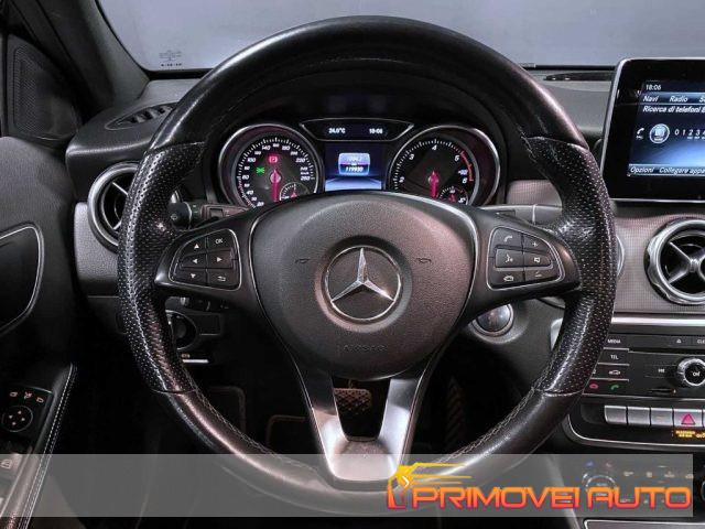 MERCEDES-BENZ GLA 200 d Automatic Sport