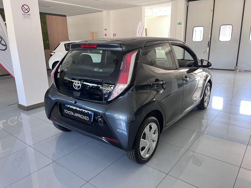 Toyota Aygo Aygo 1.0 VVT-i 69 CV 5 porte x-play