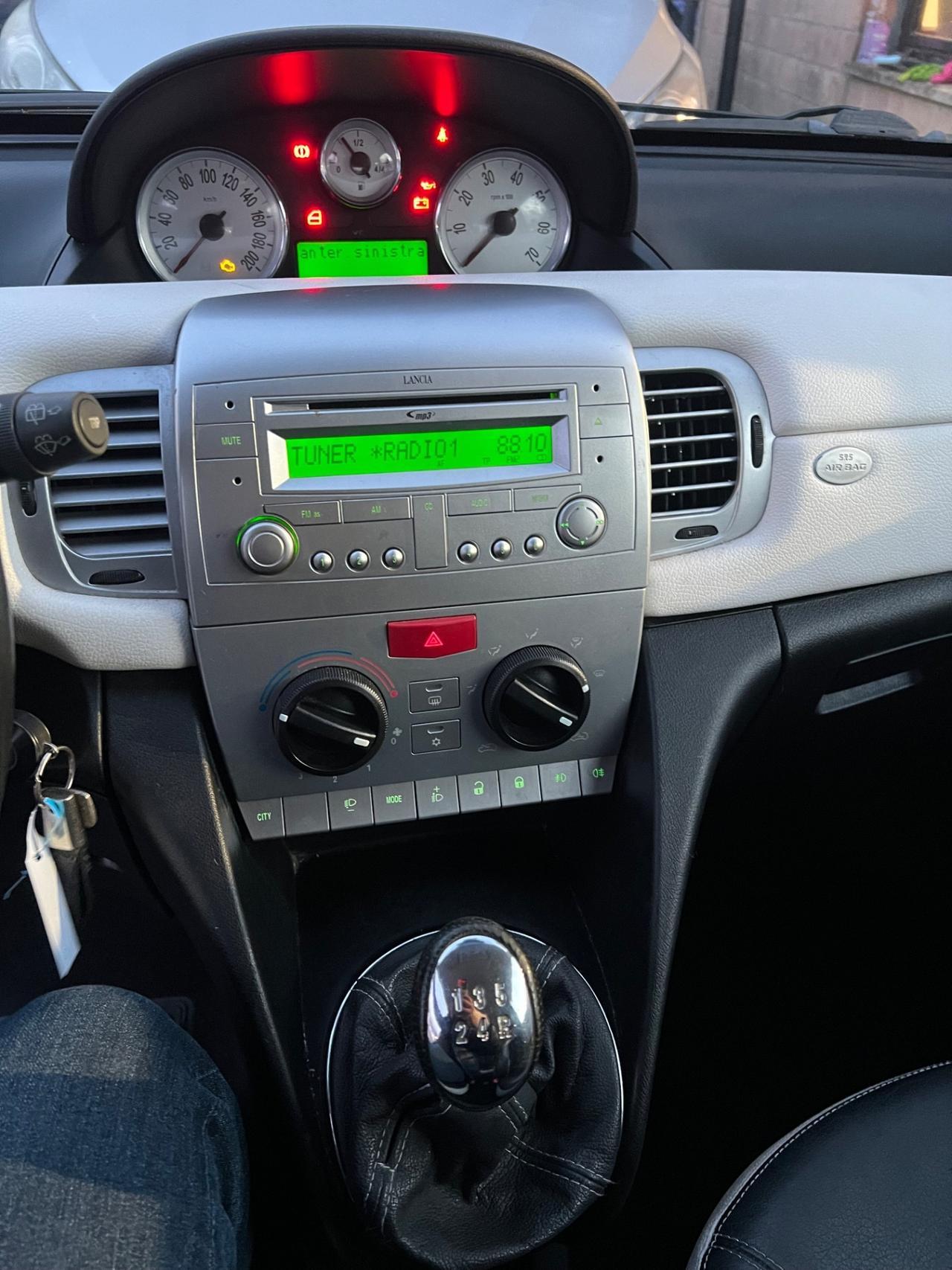 Lancia Ypsilon 1.2 69 CV Elle