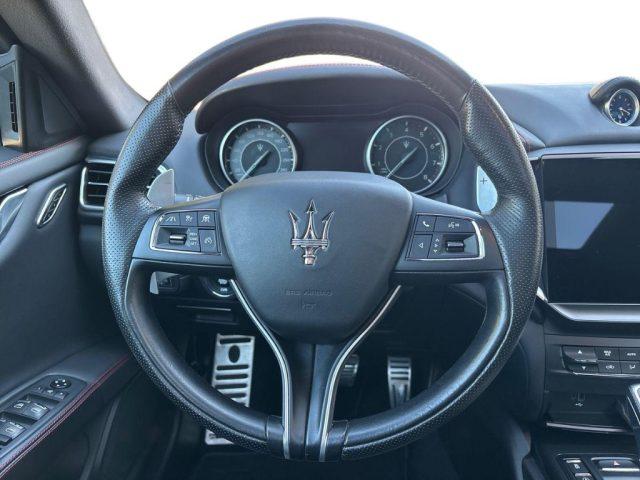 MASERATI Ghibli L4 330 CV MHEV Gransport