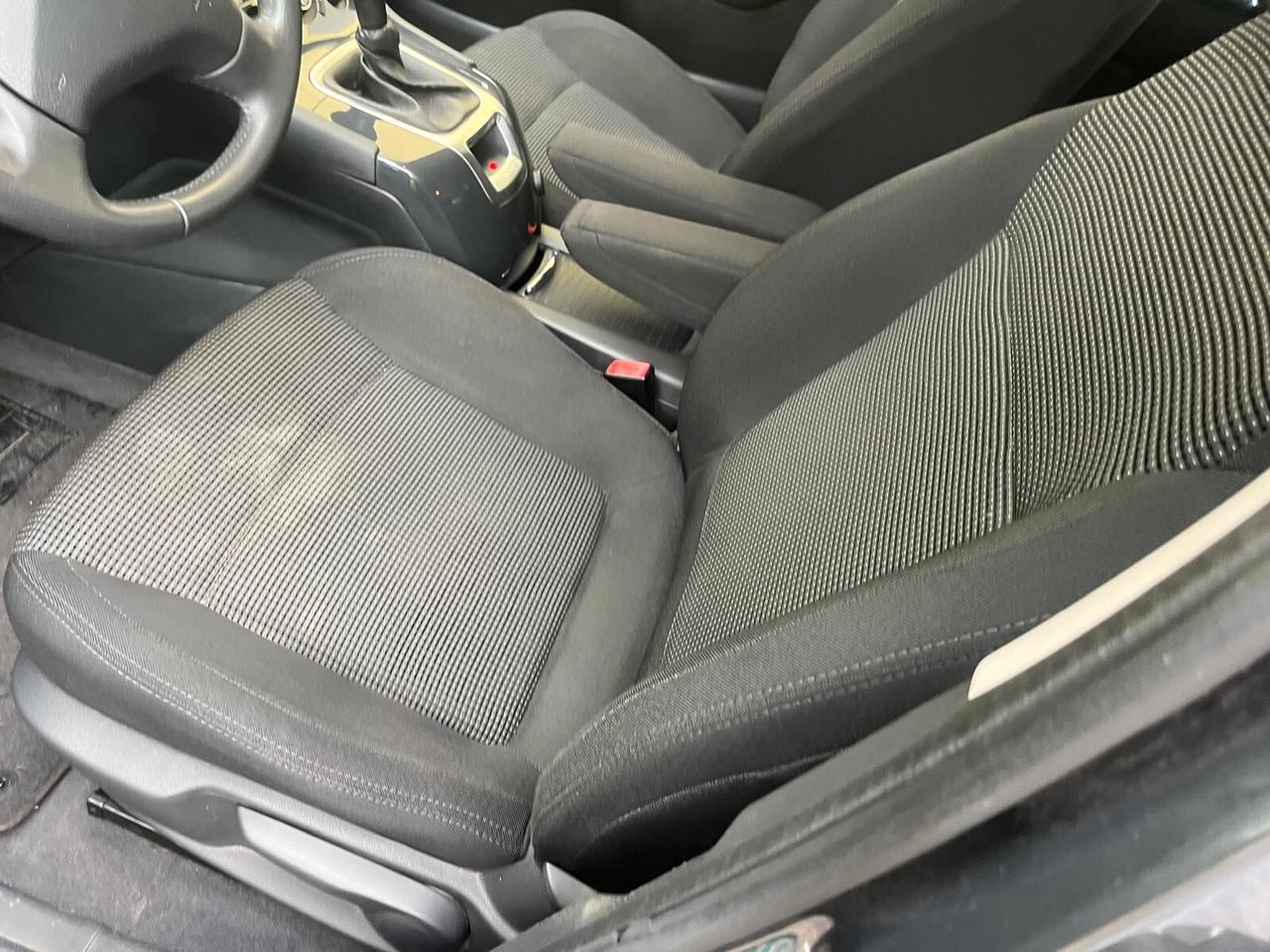 Peugeot 5008 1.6 VTI 120CV, 7 Posti