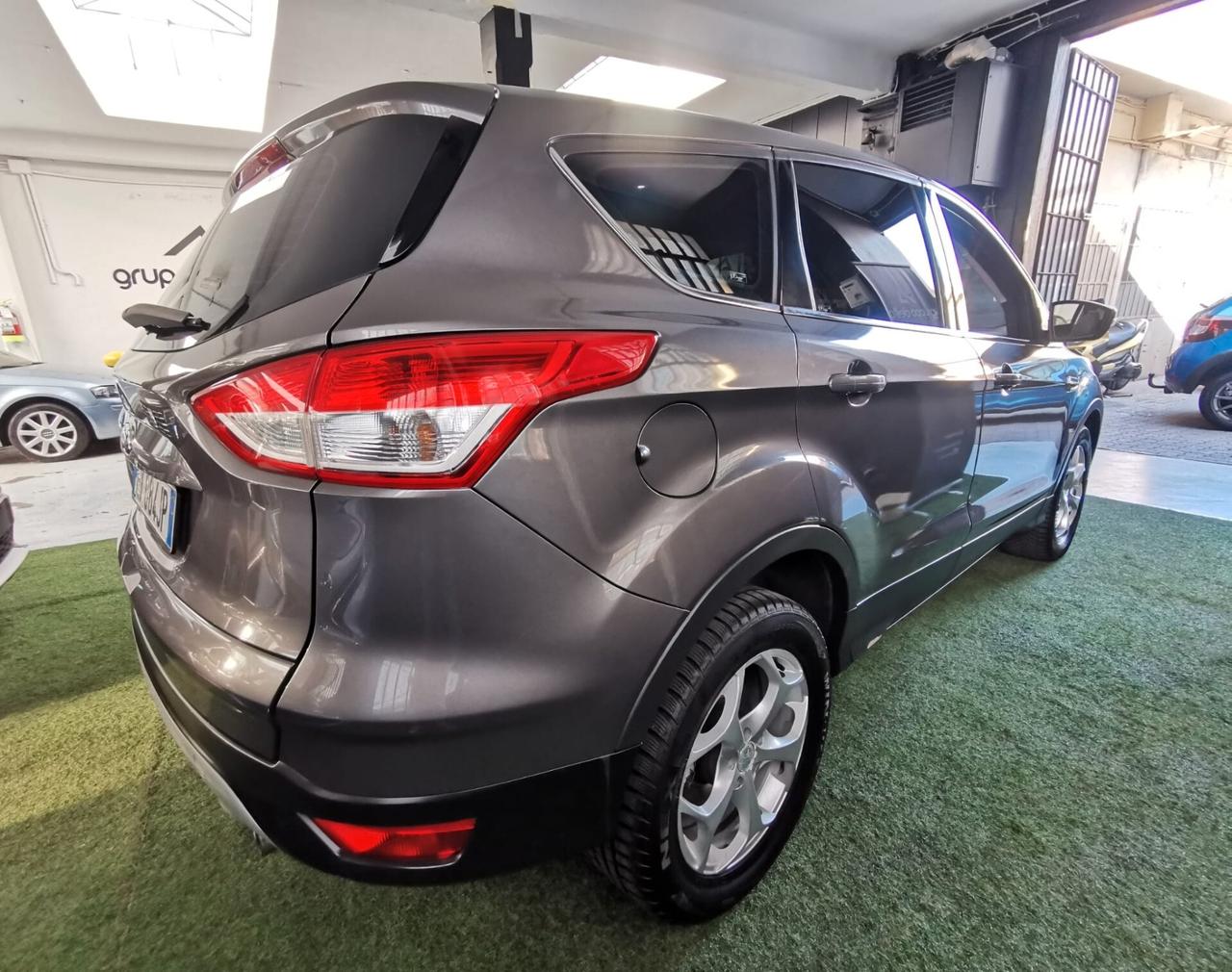 Ford Kuga 2.0 TDCI 140 CV 4WD Titanium LUX GARANZIA 12 MESI