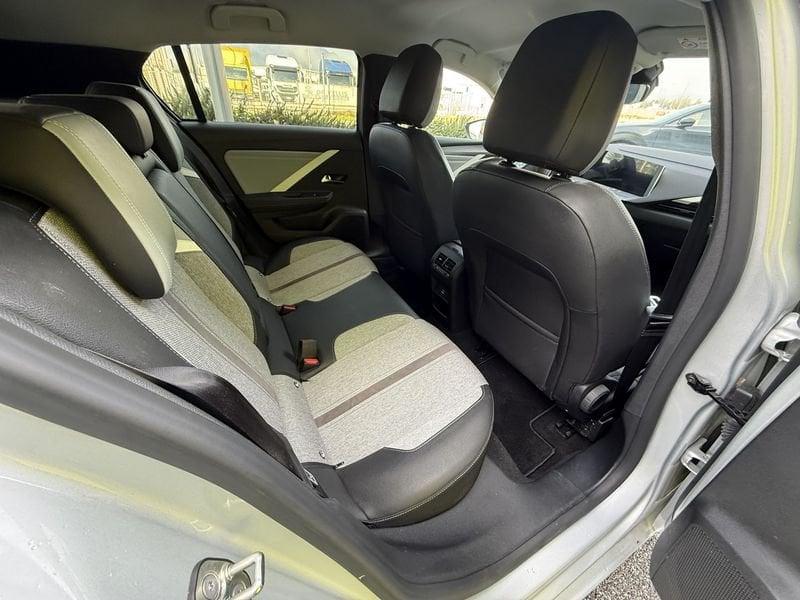 Opel Astra Nuova 5P Elegance 1.5 130cv AT8 S&S vettura a noleggio info benedetta