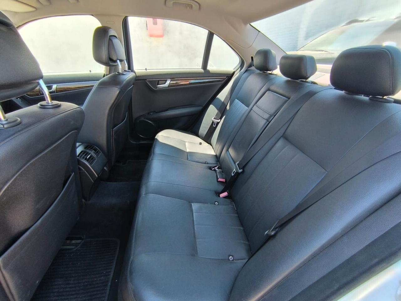 Mercedes C 220 Mercedes Elegance 2.1CC 170CV 2008