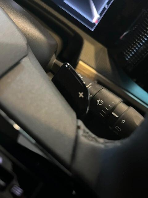 Lancia Ypsilon Hybrid e-DCT LX