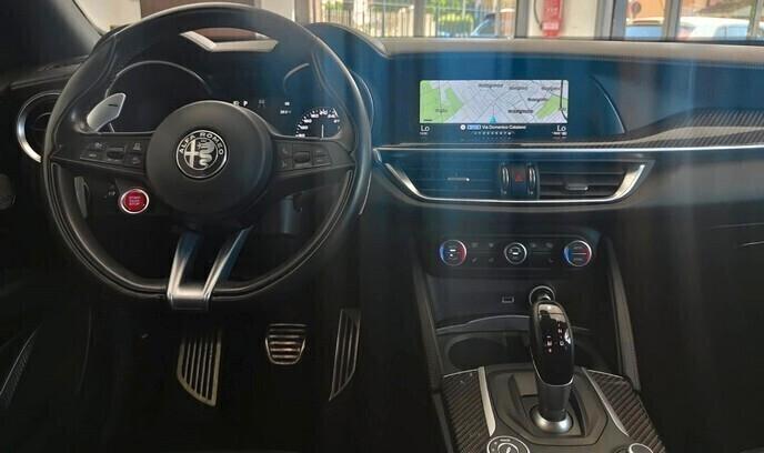 Alfa Romeo Stelvio 2.9 Bi-Turbo V6 510 CV AT8 Quadrifoglio