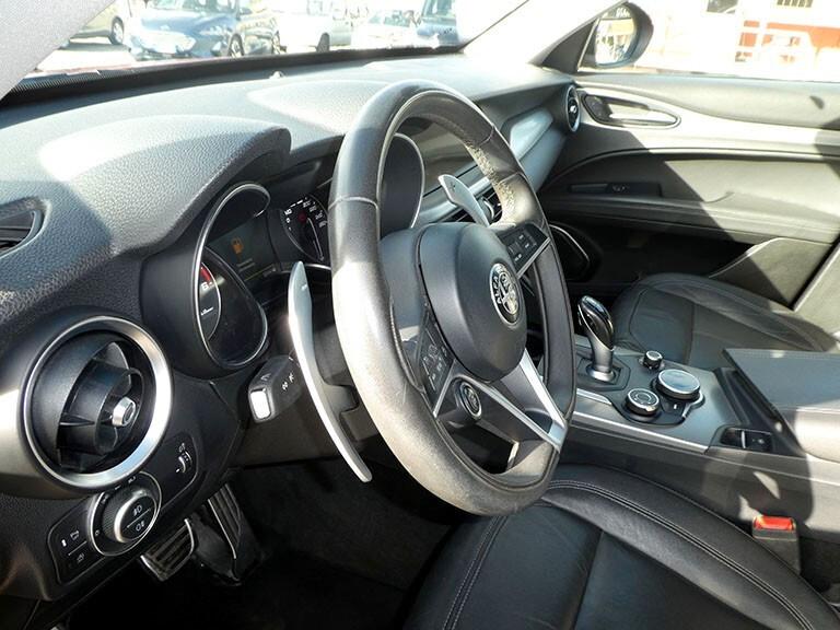Alfa Romeo Stelvio 2.2 Turbodiesel 210 CV AT8 Q4 Executive
