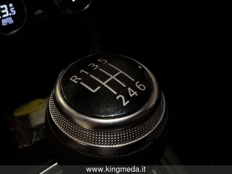 Renault Captur 1.3 TCE MILD HYBRID 140 TECHNO