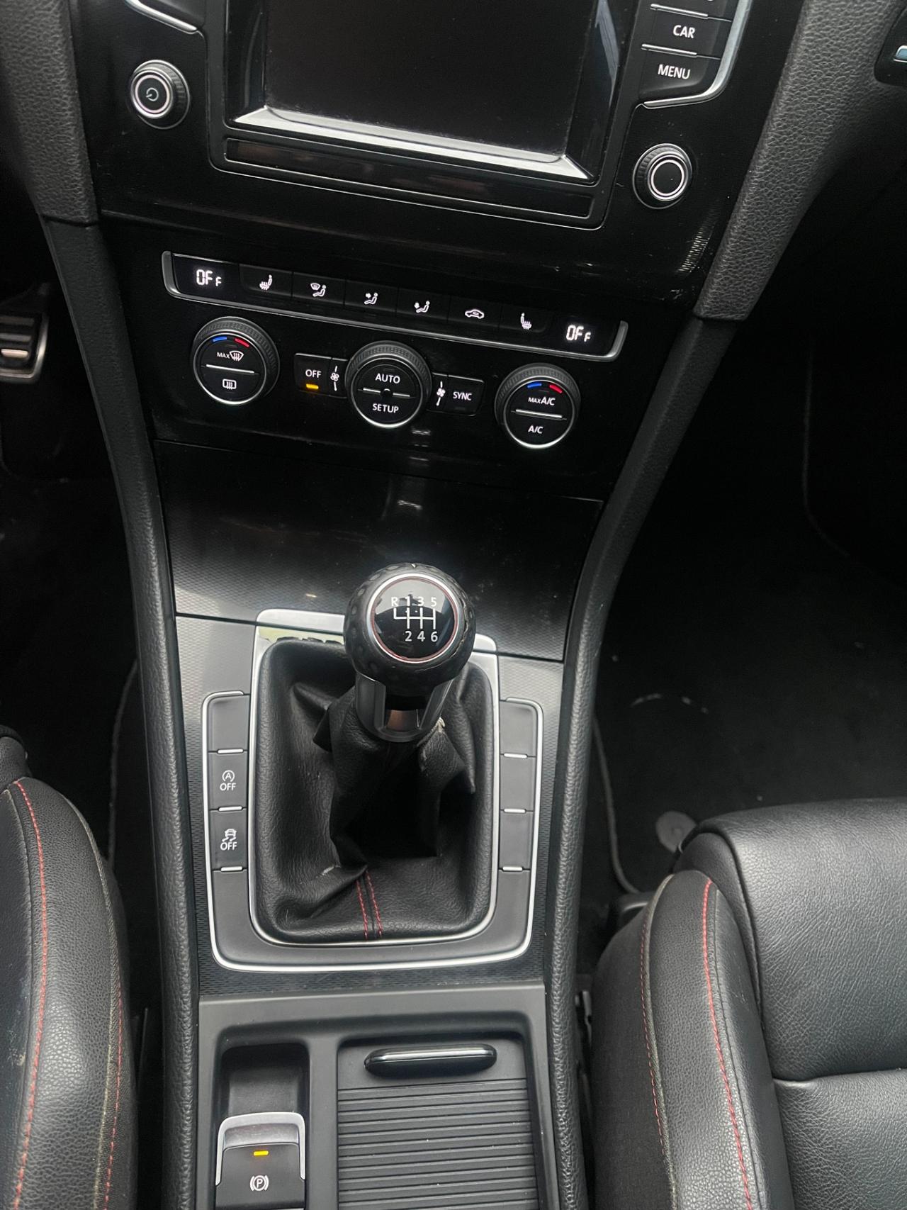 Volkswagen Golf GTI Golf GTI Performance 2.0 TSI 3p. BlueMotion Technology