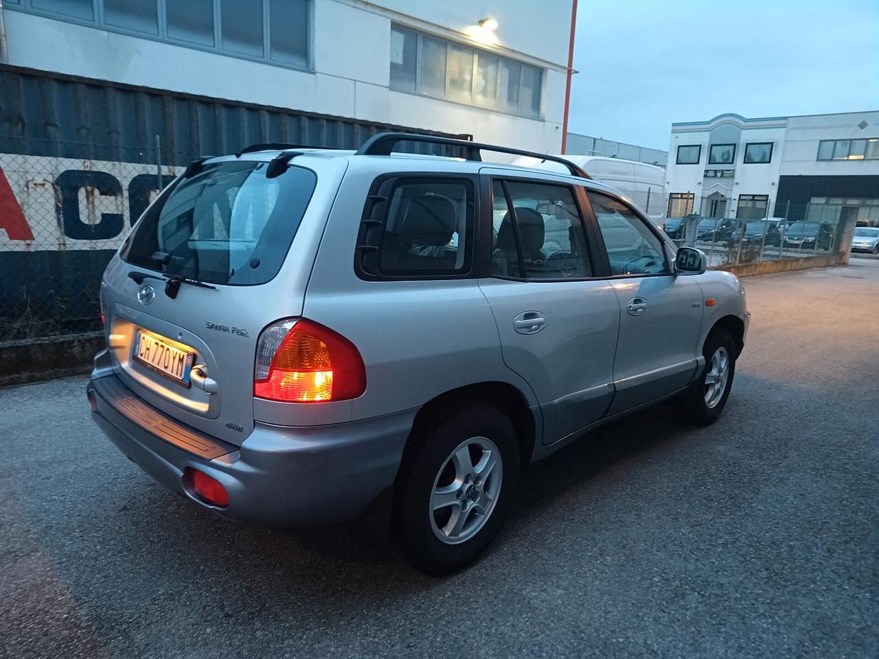 Hyundai Santa Fe 2.0 CRDi TD 4WD Plus