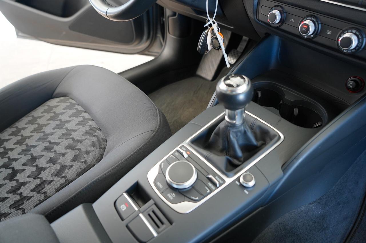 Audi A3 SPB 1.6 TDI Ambition 110 Cv
