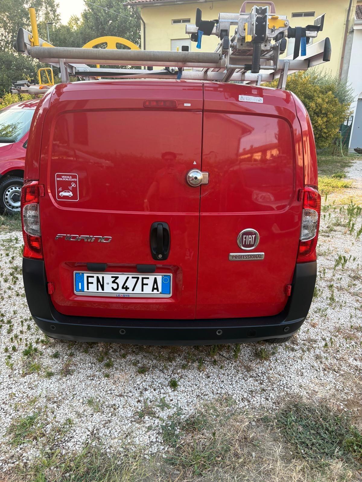 Fiat Fiorino 1.3 MJT 95CV Combinato Adventure