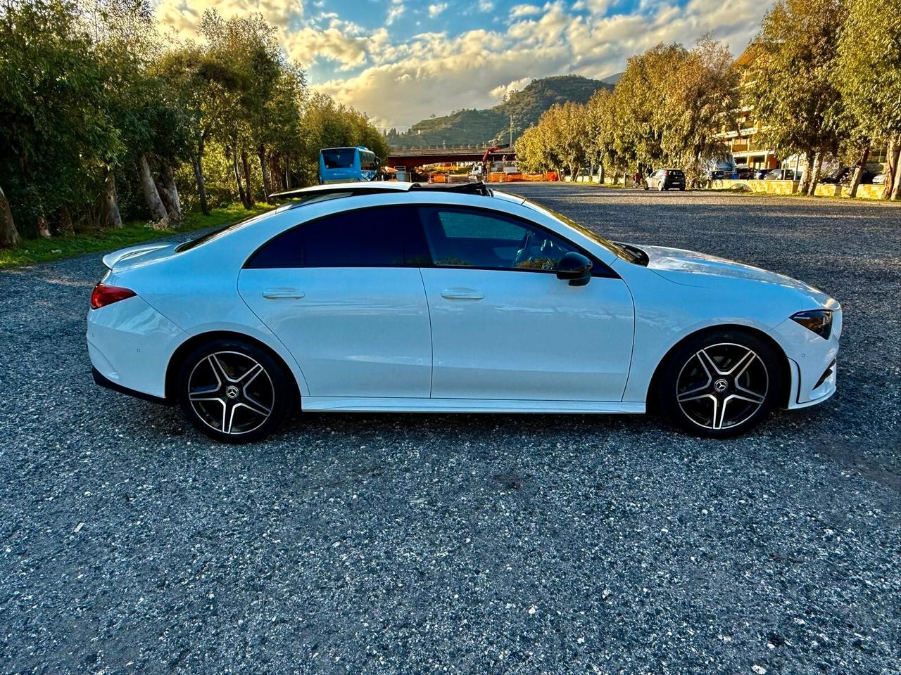 MERCEDES- BENZ CLA 180 D AUTOMATIC AMG LINE PREMIUM