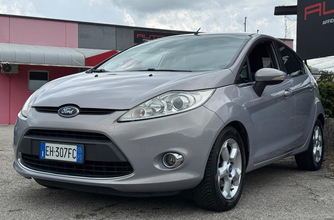 Ford Fiesta 1.4 TDCi 5p. Titanium 120.000