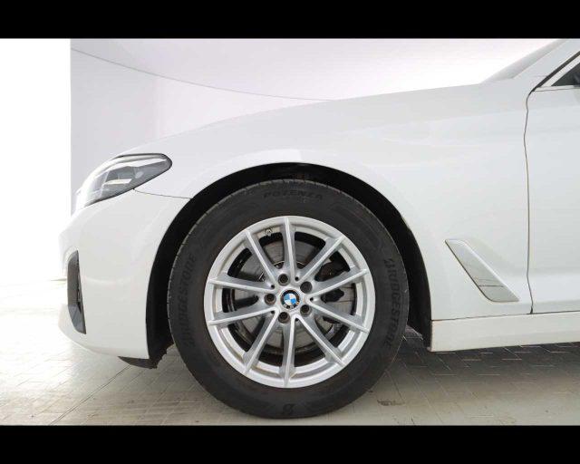BMW 520 d 48V Touring Business