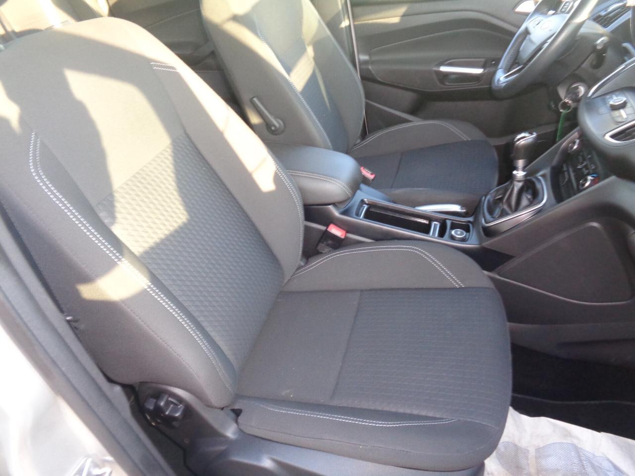 Ford C-Max 1.5 TDCi 95CV full da vetrina