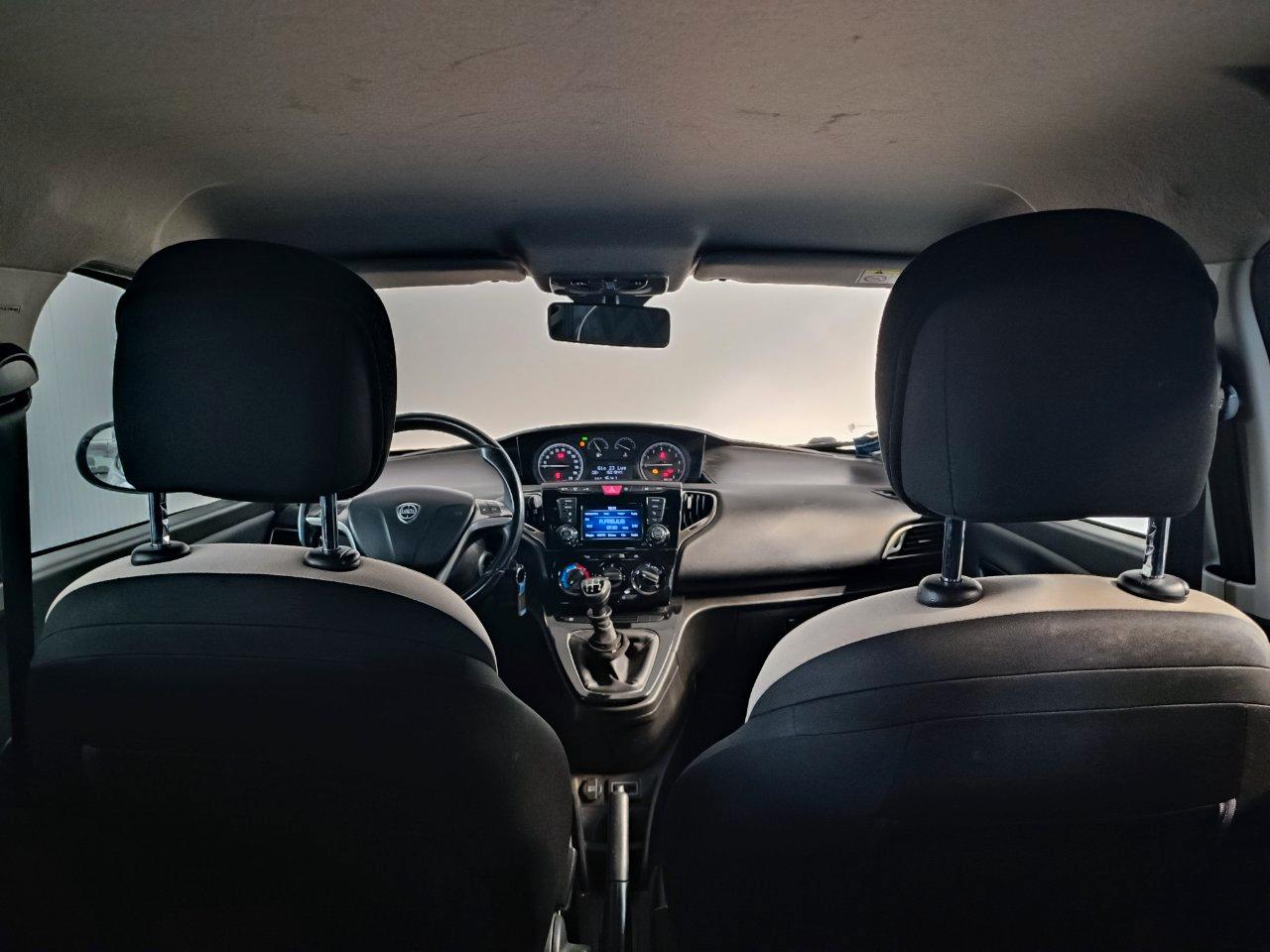 Lancia Ypsilon 5 Porte Ypsilon 1.2 Gold 69cv