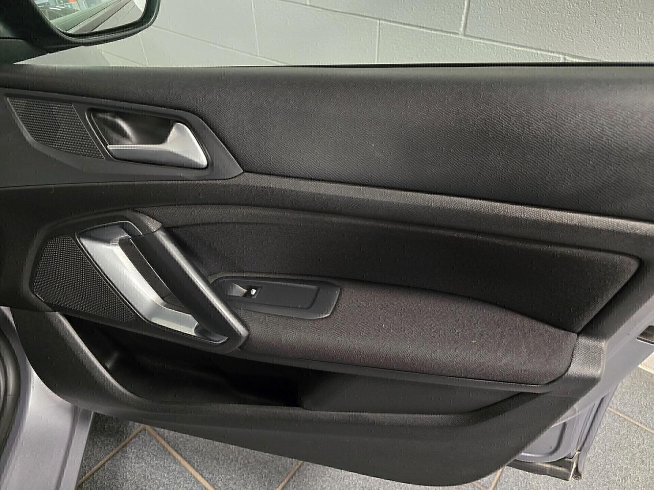 Peugeot 308 BlueHDi 130 S&S SW Business 2018