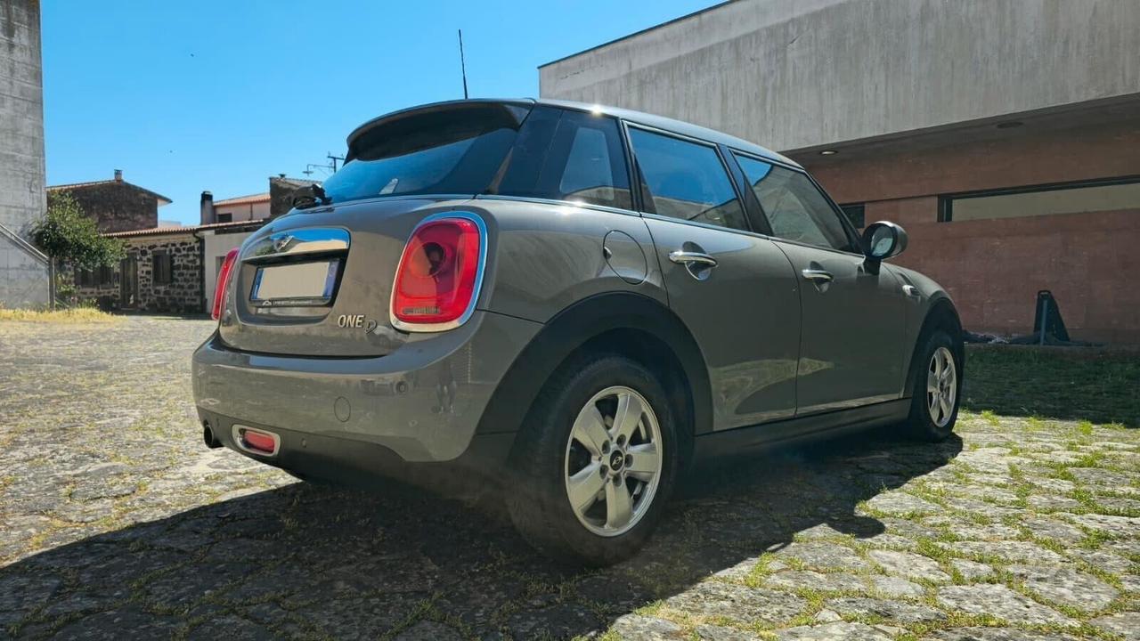 MINI ONE D