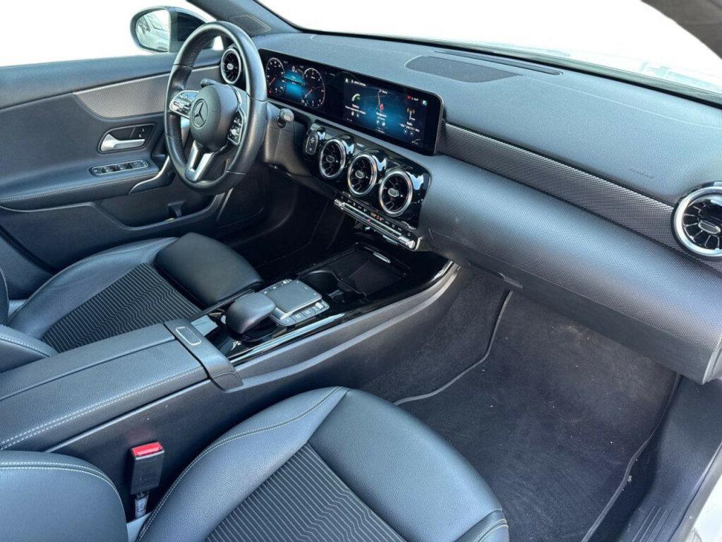 Mercedes Classe A 180 180 D Sport Night edition 8G-DCT