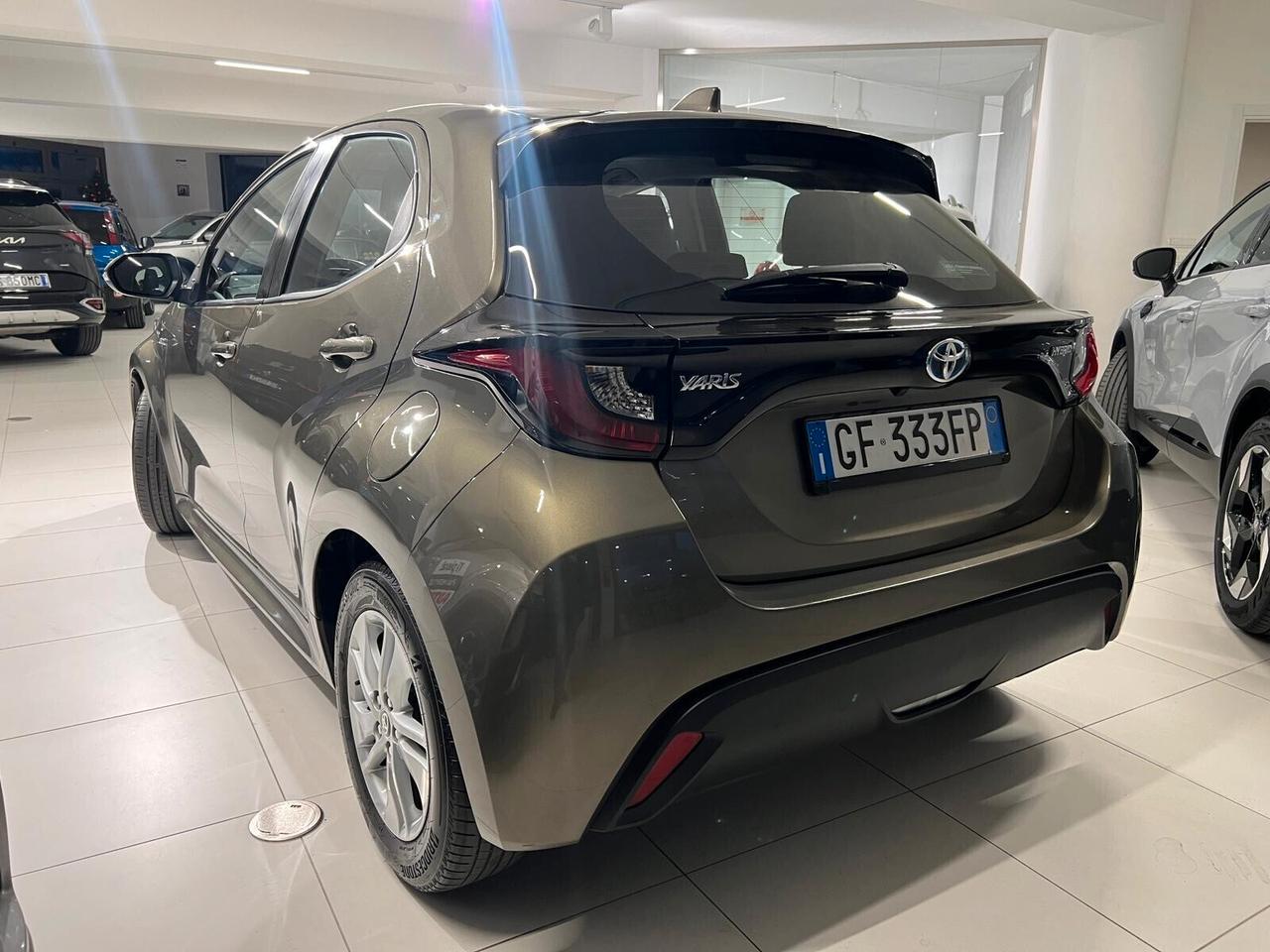 Toyota Yaris 1.5 Hybrid 5 porte Business