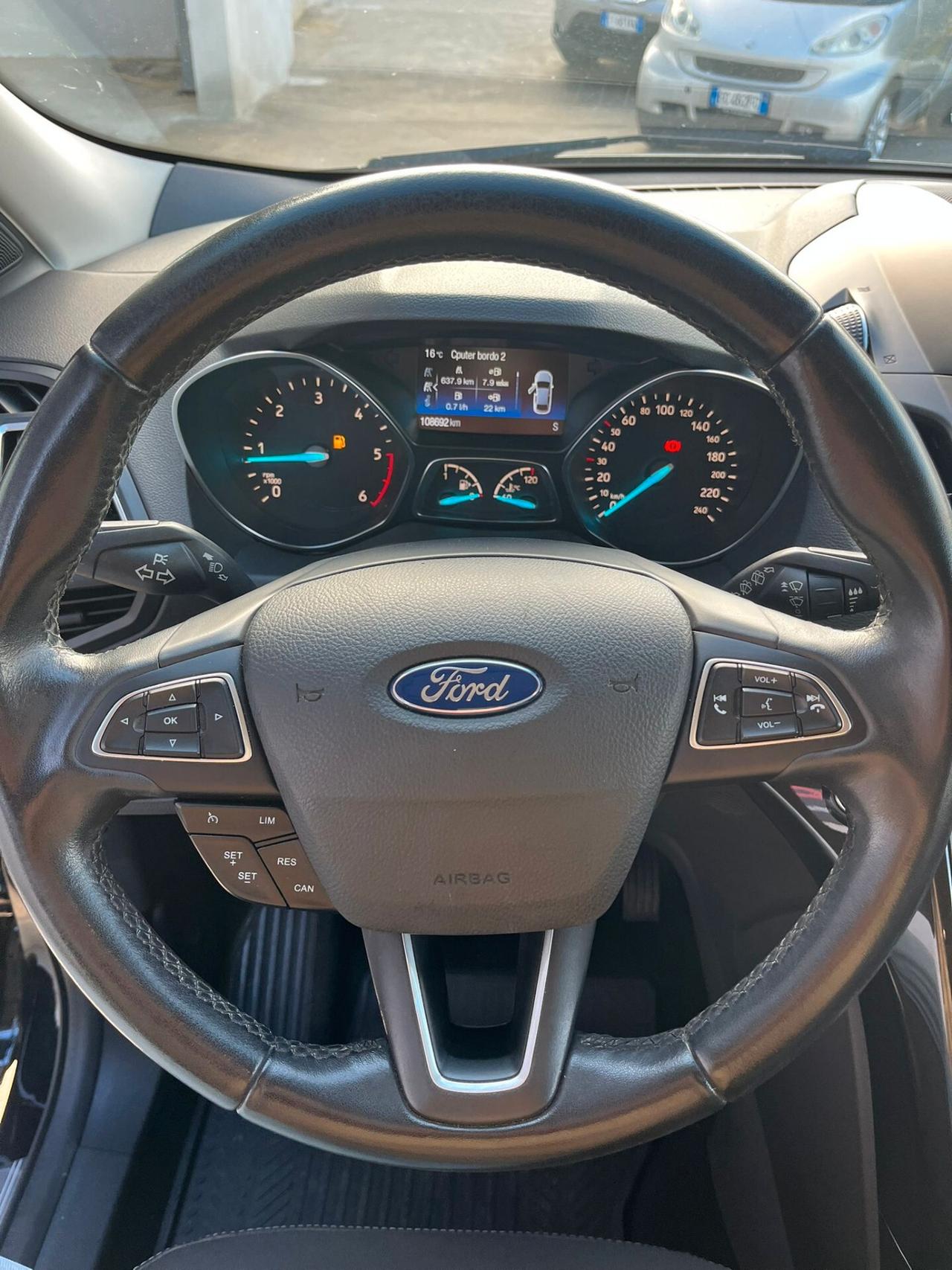 Ford Kuga 2.0 TDCI 150 CV S&S 2WD Titanium