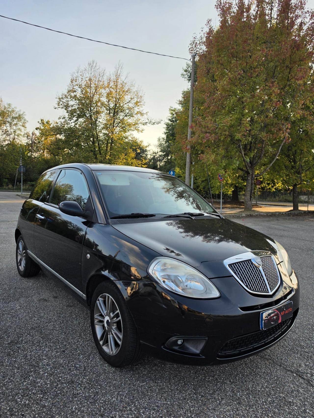 Lancia Ypsilon 1.2 gpl