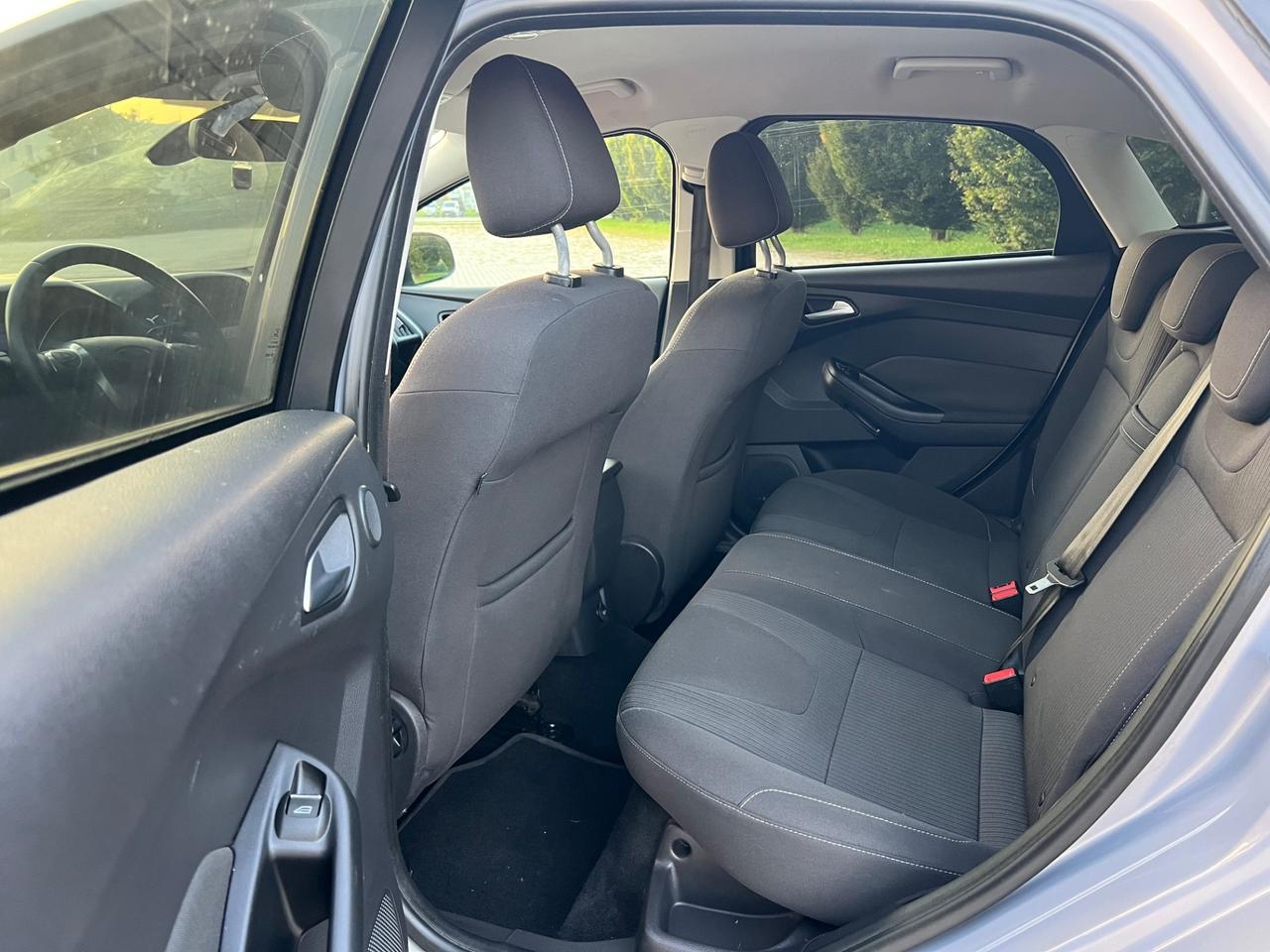 Ford Focus 1.6 CV 105 GPL Titanium