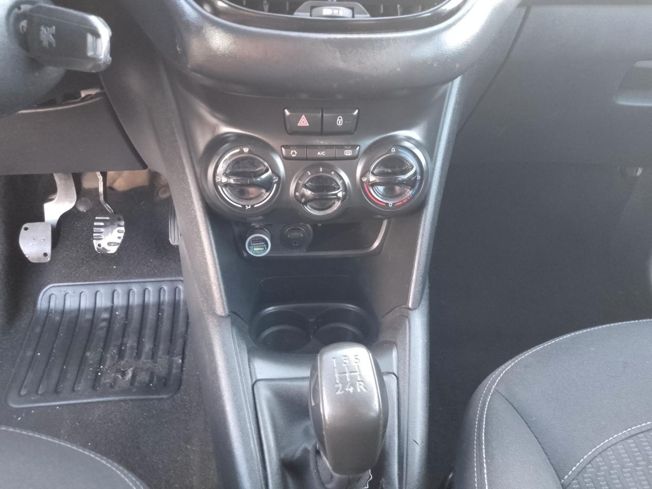 Peugeot 208 BlueHDi 75 5 porte Allure