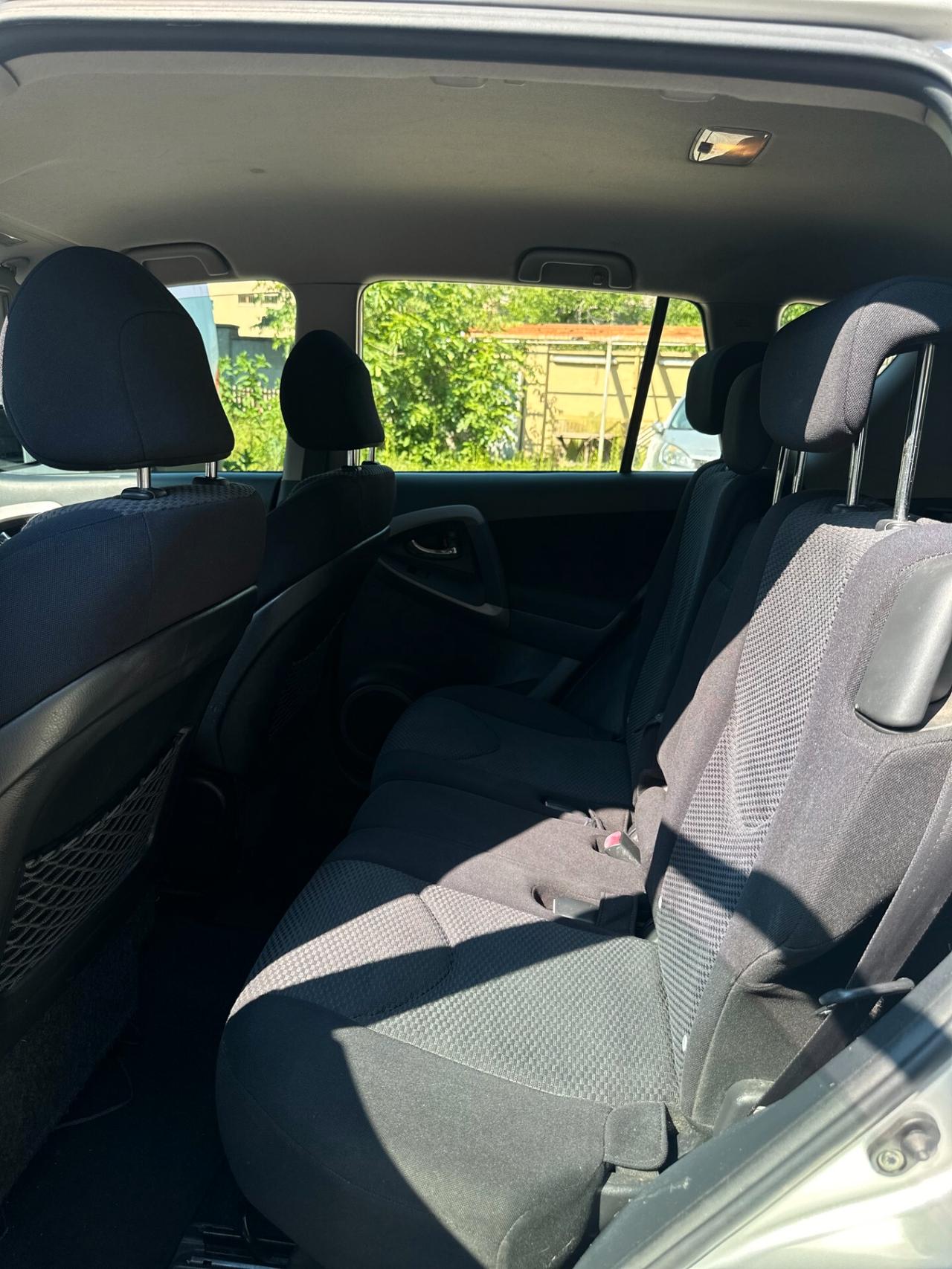 Toyota RAV 4 RAV4 2.0 Sol