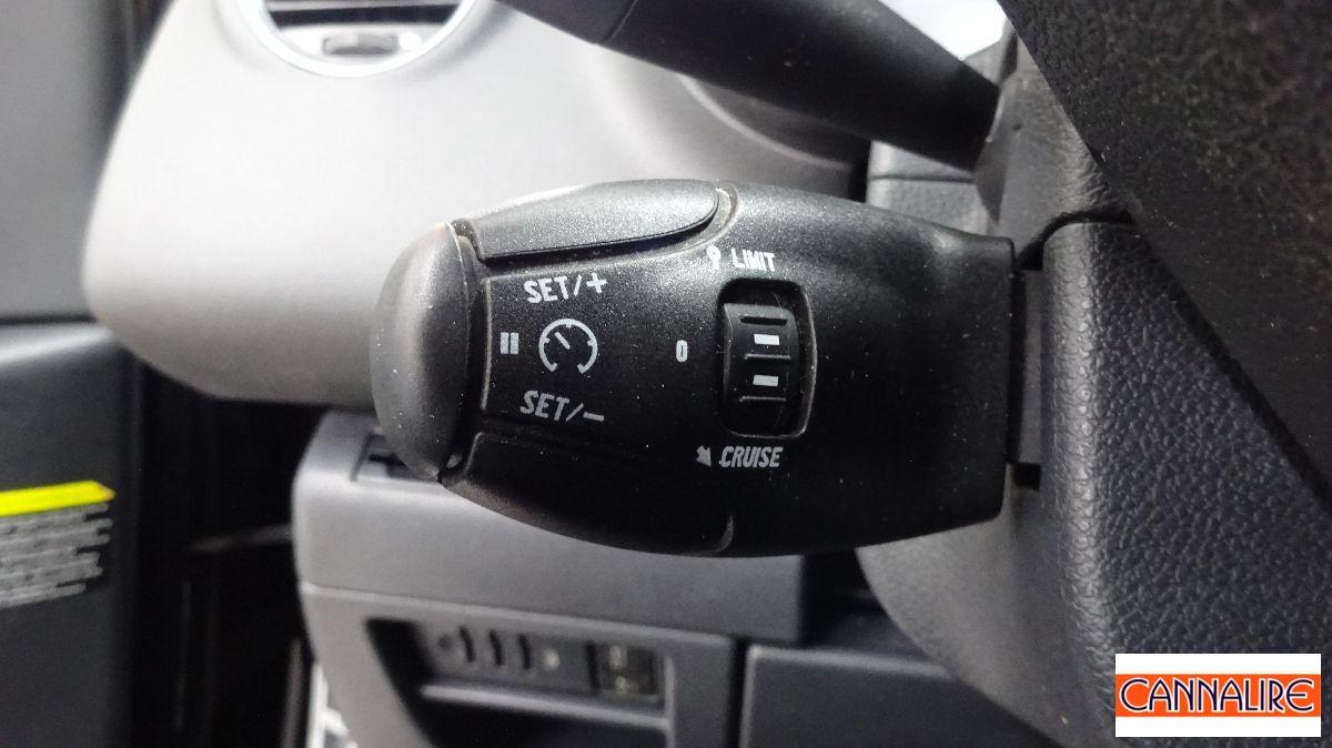 PEUGEOT - 5008 - 1.6 8V e-HDi 112CV S.&S. c.r. Fel.