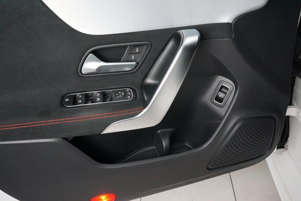 Mercedes-benz CLA 200 d Automatic Premium