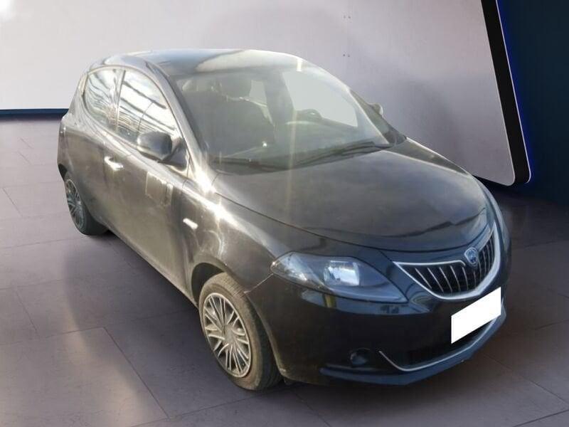 Lancia Ypsilon 1.0 FireFly 70cv Hybrid Silver