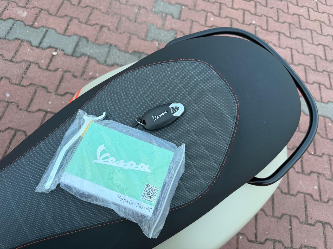 Piaggio Vespa 300 GTV 310