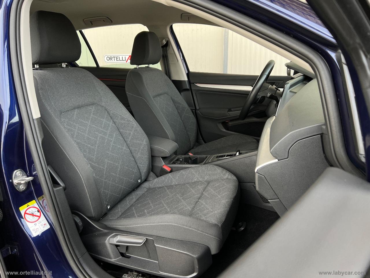 VOLKSWAGEN Golf 2.0 TDI DSG SCR Life IVA DEDUCIBILE