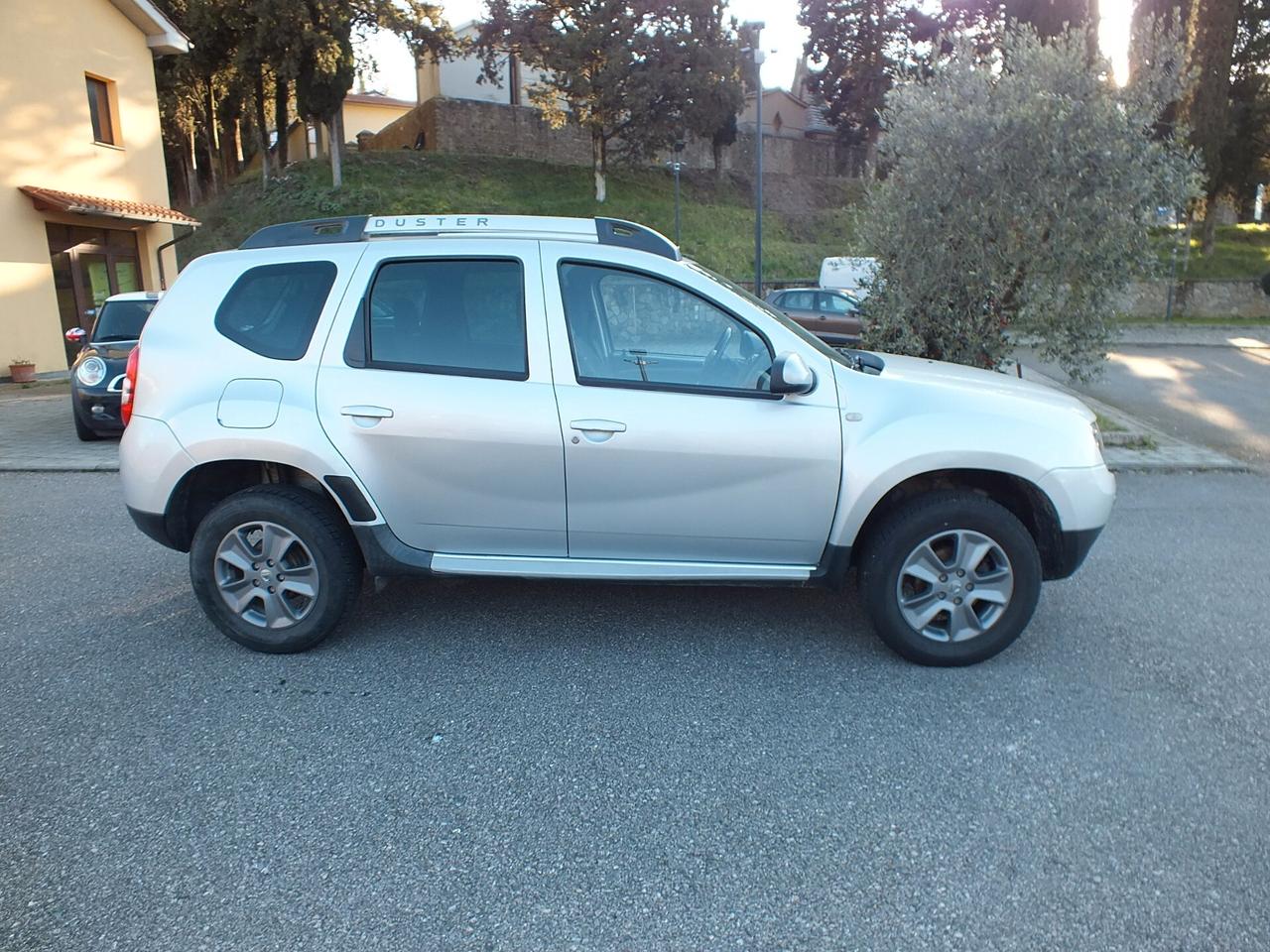Dacia Duster 1.6 110CV 4x2*GPL DI FABBRICA*UNIPRO*NAVI*