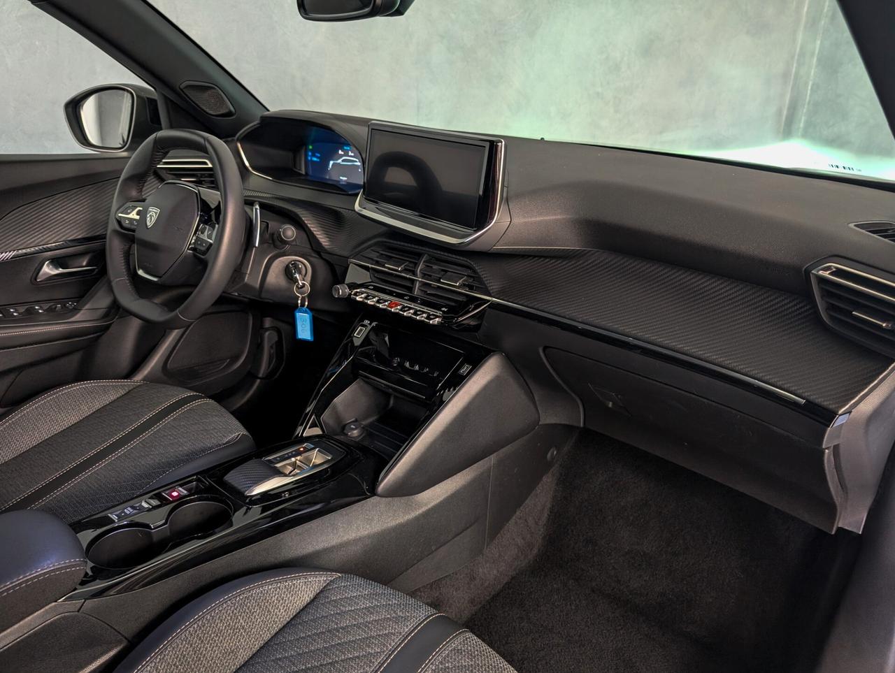PEUGEOT 2008 PURETECH 130 CV EAT8 ALLURE