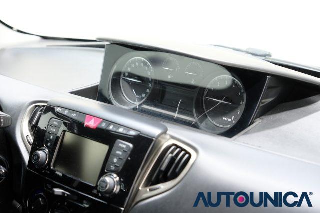 LANCIA Ypsilon 1.2 69 CV 5 PORTE GPL ECOCHIC GOLD NEOPATENTATI