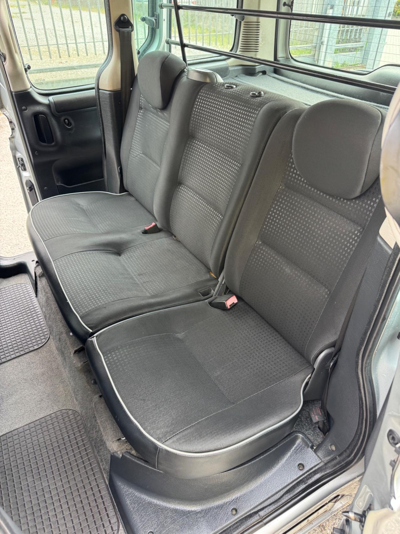 Peugeot Ranch 4 Posti