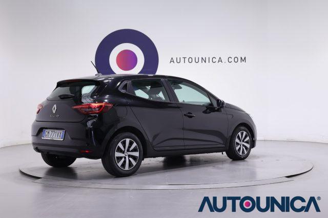 RENAULT Clio TCE 90 CV 5 PORTE EQUILIBRE NEOPATENTATI FARI LED