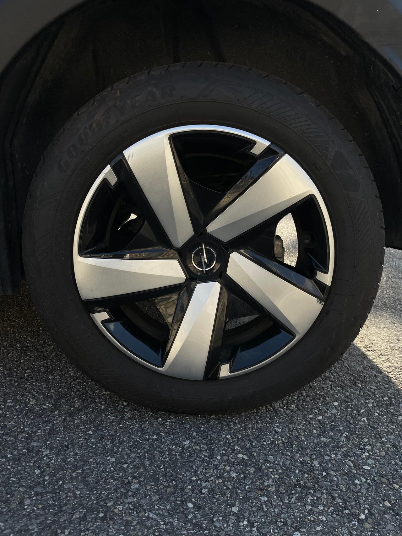 Opel Crossland X 1.2 2023