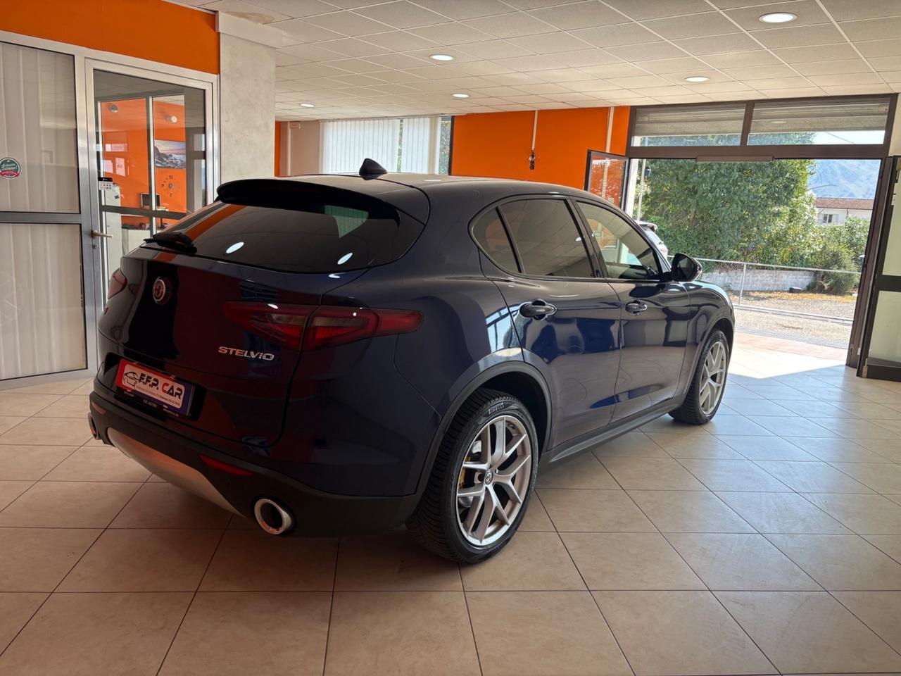 Alfa Romeo Stelvio 2.2 Turbodiesel 210 CV AT8 Q4 Executive permute e finanziamenti