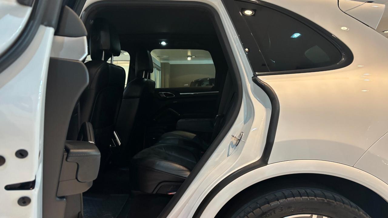 PORSCHE CAYENNE S 3.0D 262CV - 2017