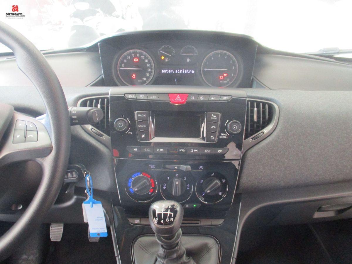 LANCIA Ypsilon 1.0 FireFly 5p.S&S Hybrid Silver-2022