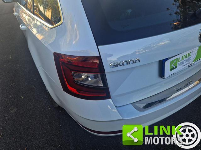 SKODA Octavia 1.5 DSG Wagon Style G-Tec UNICO PROP.