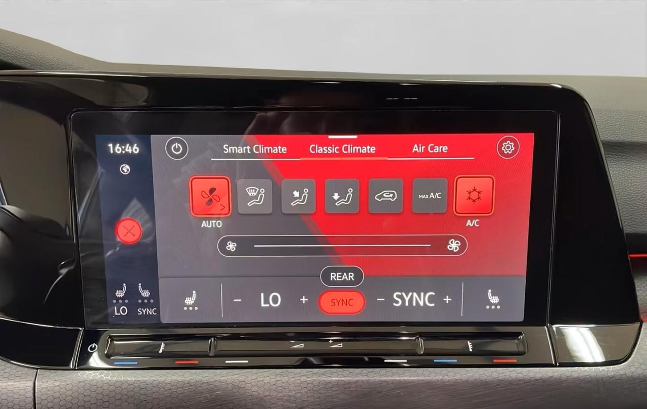 Volkswagen Golf GTI 2.0 TSI DSG